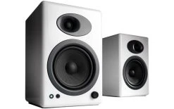 Audioengine Paire D’enceintes D’étagère A5+ Wireless Blanc - Cinéma à Domicile + Haut-parleurs Hifi
