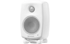 Genelec Enceinte D’étagère G One – 25 Watts, Blanc - Cinéma à Domicile + Haut-parleurs Hifi