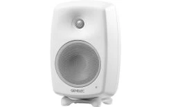 Genelec Enceinte D’étagère G Three – 50 Watts, Blanc - Cinéma à Domicile + Haut-parleurs Hifi